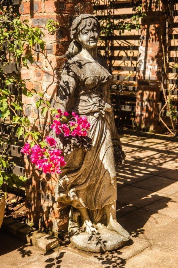 Guest house La Casa Nostra Rose Garden Hillcrest